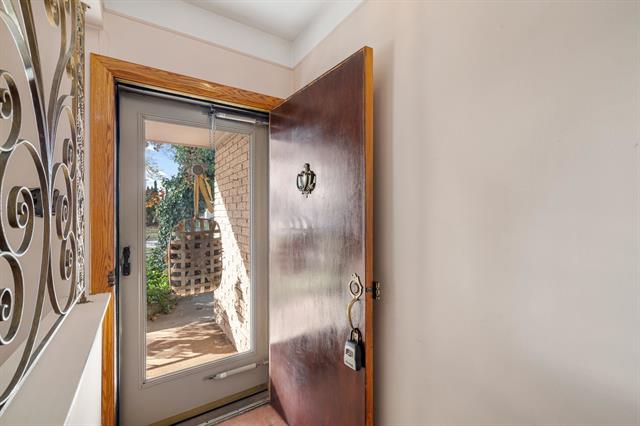 Builiding view four for 33538 Somerset, Sterling Heights, MI. 48312