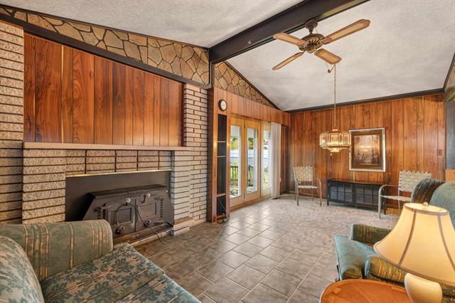 Builiding view fourteen for 33538 Somerset, Sterling Heights, MI. 48312