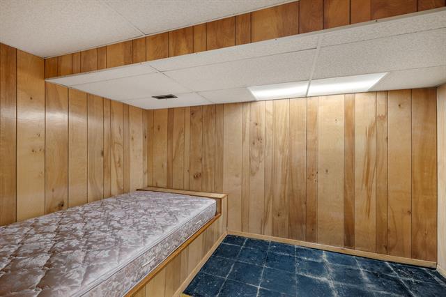 Builiding view twenty five for 33538 Somerset, Sterling Heights, MI. 48312