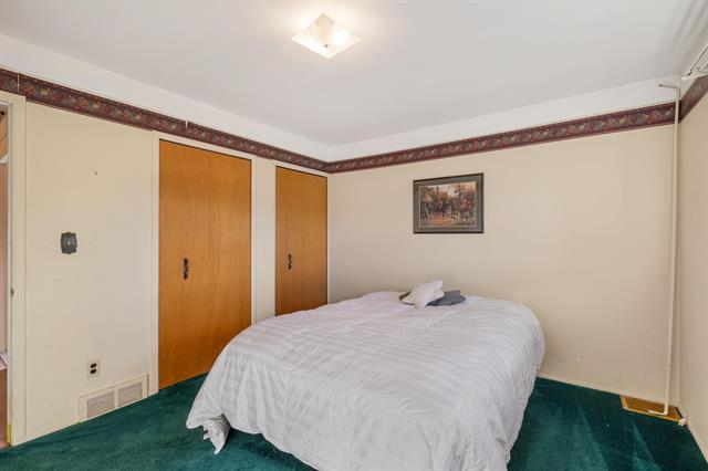 Builiding view twenty for 33538 Somerset, Sterling Heights, MI. 48312