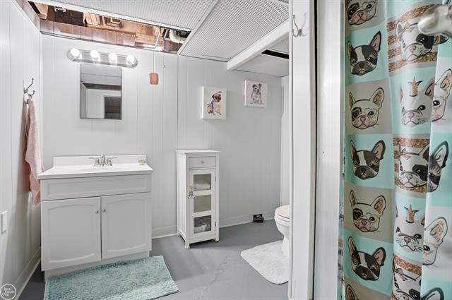 Builiding view fourteen for 23824 Lakewood, Saint Clair Shores, MI. 48082