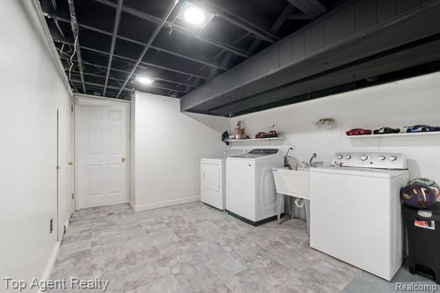 Builiding view thirty six for 33437 Somerset, Sterling Heights, MI. 48312