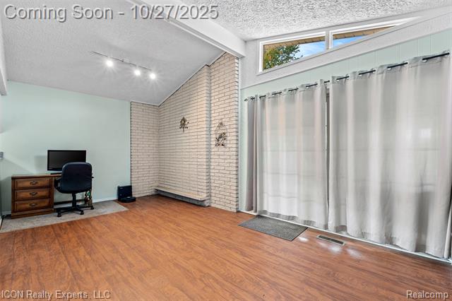 Builiding view twenty three for 33775 Shelley Lynne, Sterling Heights, MI. 48312