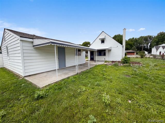 Builiding view four for 5456 Northlawn, Sterling Heights, MI. 48310