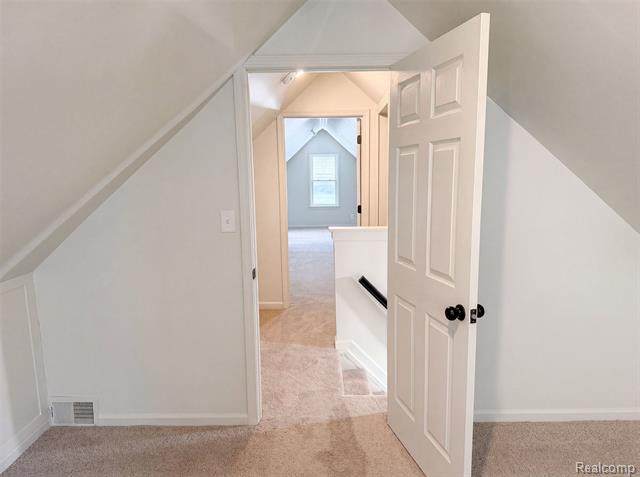 Builiding view seven for 5456 Northlawn, Sterling Heights, MI. 48310