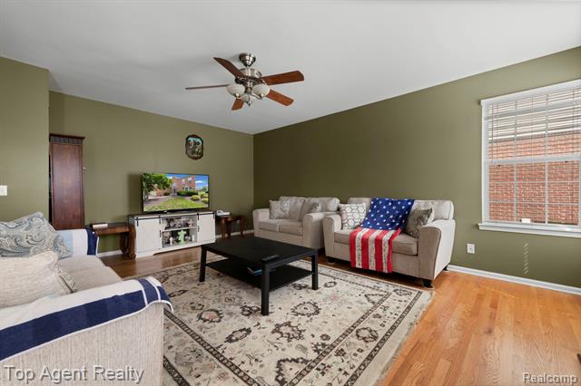 Builiding view fifteen for 33780 Stonecrest, Sterling Heights, MI. 48312