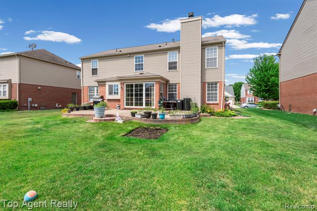 Builiding view thirty three for 33780 Stonecrest, Sterling Heights, MI. 48312