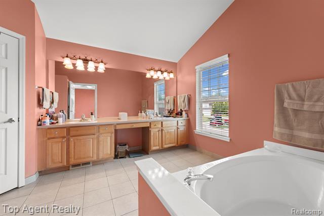 Builiding view twenty five for 33780 Stonecrest, Sterling Heights, MI. 48312