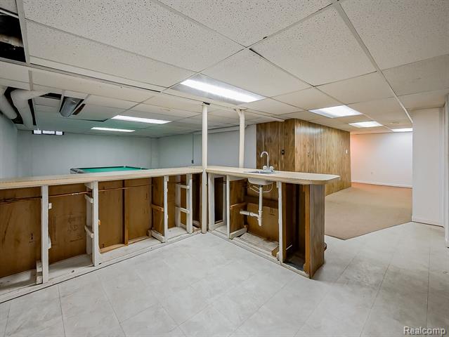 Builiding view twenty five for 21662 Flanders, Farmington, MI. 48335