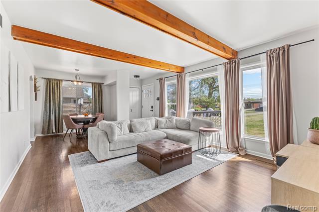 Builiding view nine for 34585 Koch, Sterling Heights, MI. 48310