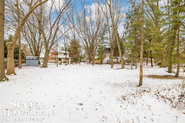 Builiding view thirty one for 5280 Kreger, Sterling Heights, MI. 48310