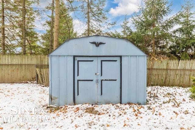 Builiding view thirty six for 5280 Kreger, Sterling Heights, MI. 48310