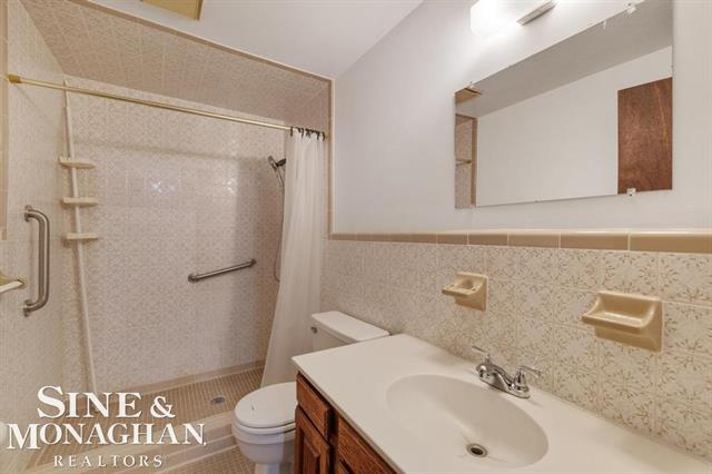 Builiding view twenty four for 5280 Kreger, Sterling Heights, MI. 48310