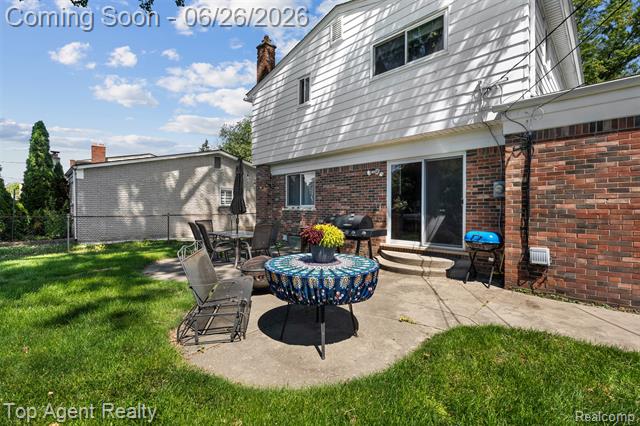 Builiding view forty for 11134 Fairway, Sterling Heights, MI. 48312