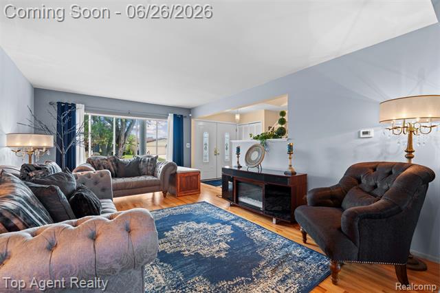 Builiding view seven for 11134 Fairway, Sterling Heights, MI. 48312