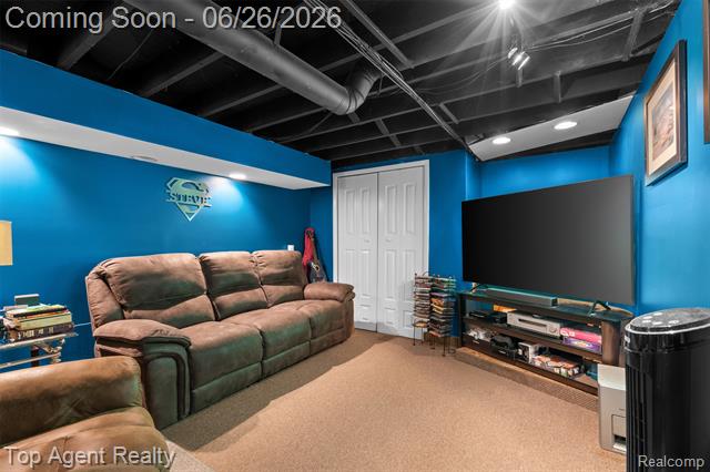 Builiding view thirty seven for 11134 Fairway, Sterling Heights, MI. 48312