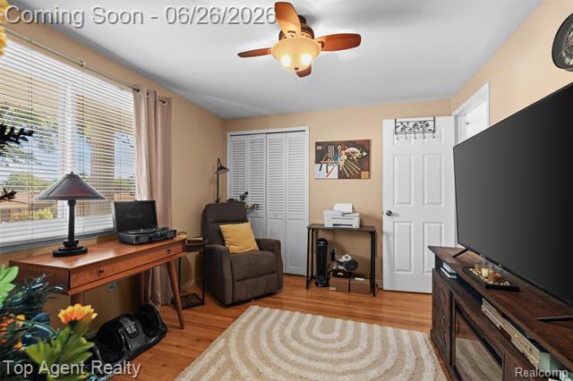 Builiding view twenty nine for 11134 Fairway, Sterling Heights, MI. 48312