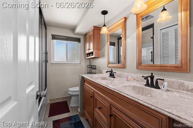 Builiding view twenty six for 11134 Fairway, Sterling Heights, MI. 48312