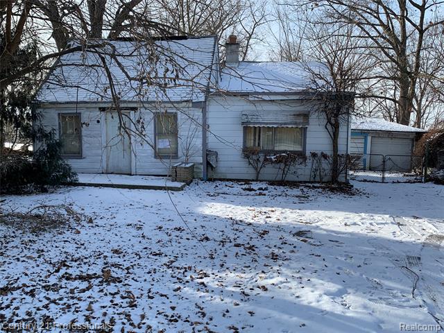 Builiding view nine for 33961 Louise, Clinton Township, MI. 48035