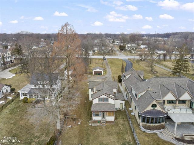 Builiding view thirteen for 34590 Jefferson, Harrison Township, MI. 48045