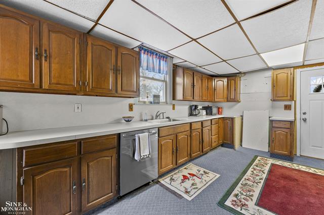 Builiding view twenty four for 34590 Jefferson, Harrison Township, MI. 48045