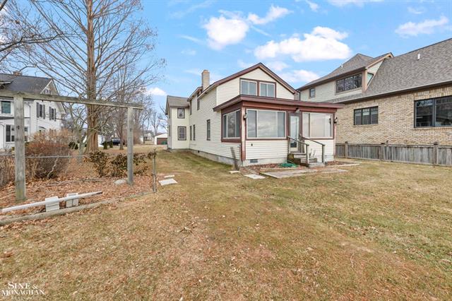 Builiding view twenty for 34590 Jefferson, Harrison Township, MI. 48045