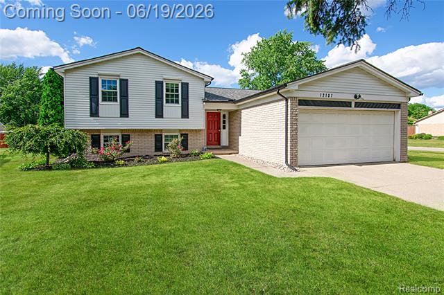 Builiding view one for 12137 Volpe, Sterling Heights, MI. 48312