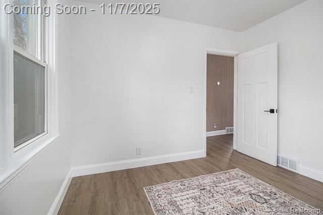 Builiding view nine for 5555 Kreger, Sterling Heights, MI. 48310