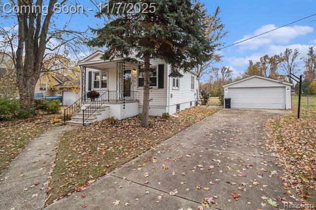 Builiding view one for 5555 Kreger, Sterling Heights, MI. 48310