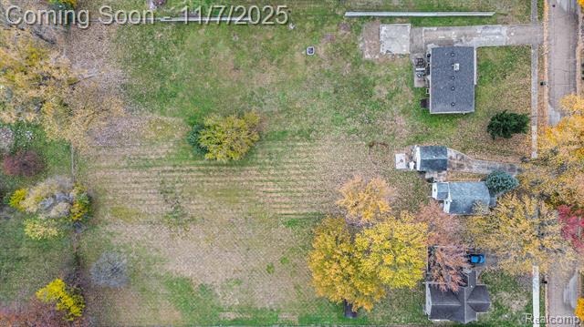 Builiding view sixteen for 5555 Kreger, Sterling Heights, MI. 48310