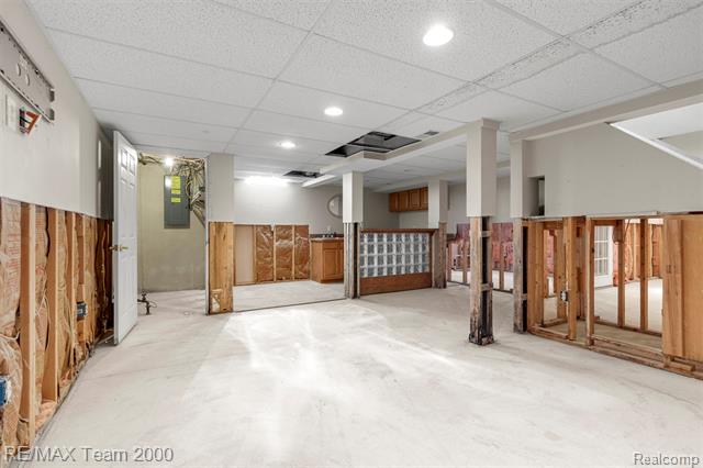 Builiding view forty four for 34495 Orsini, Sterling Heights, MI. 48312