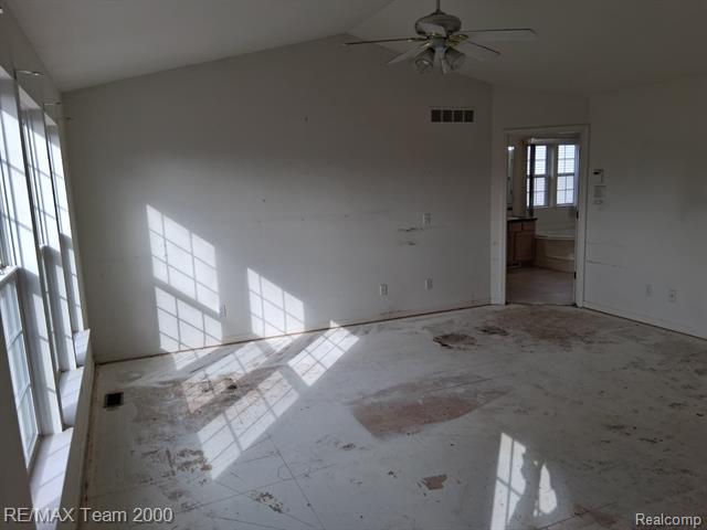 Builiding view thirty three for 34495 Orsini, Sterling Heights, MI. 48312