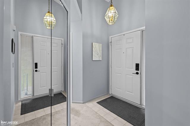 Builiding view five for 34166 Birchway, Sterling Heights, MI. 48312