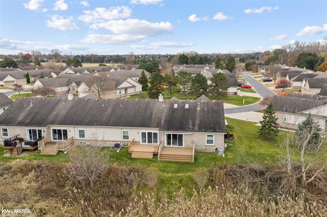 Builiding view four for 34166 Birchway, Sterling Heights, MI. 48312