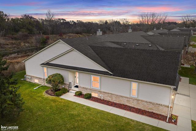 Builiding view one for 34166 Birchway, Sterling Heights, MI. 48312