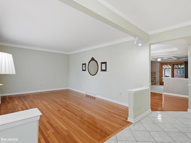 Builiding view five for 34265 Greentrees Roa, Sterling Heights, MI. 48312