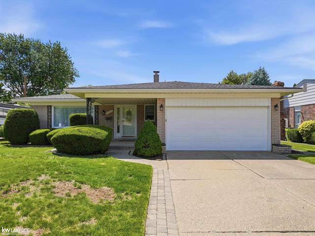 front view for 34265 Greentrees Roa, Sterling Heights, Mi. 48312