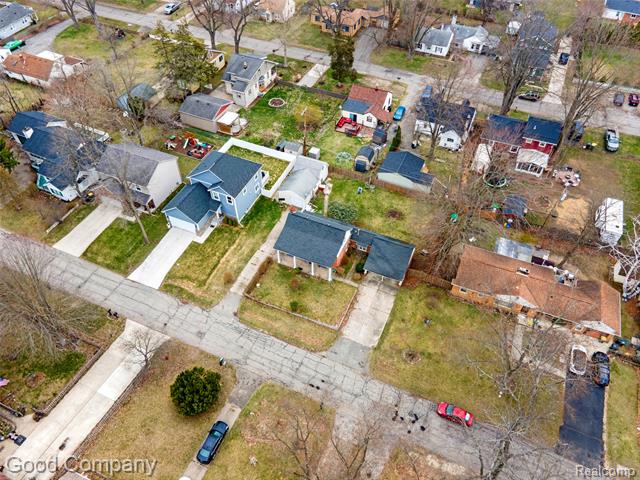 Builiding view forty six for 21560 Collingham, Farmington, MI. 48336