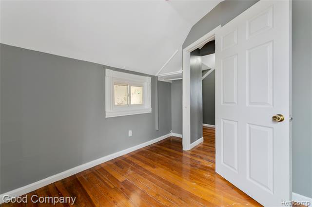 Builiding view twenty eight for 21560 Collingham, Farmington, MI. 48336