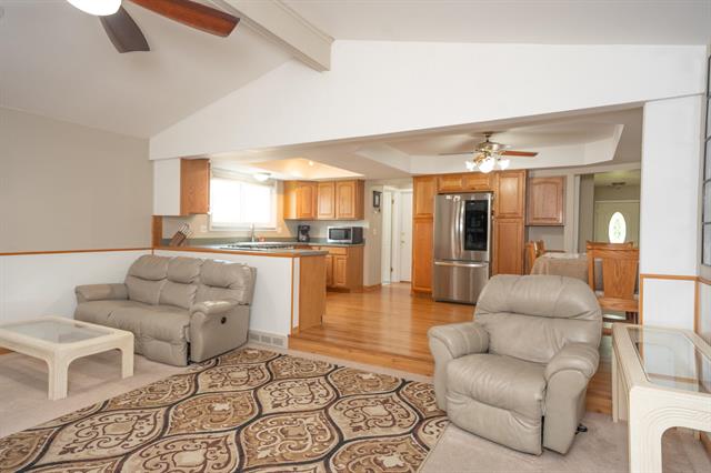 Builiding view eleven for 14490 Edshire, Sterling Heights, MI. 48312