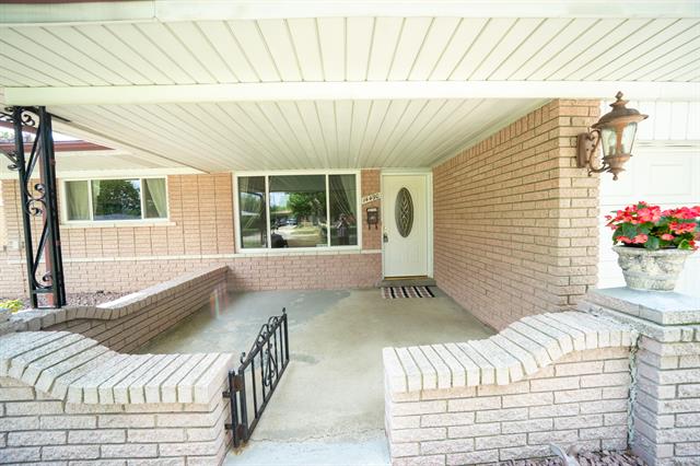 Builiding view fifty one for 14490 Edshire, Sterling Heights, MI. 48312