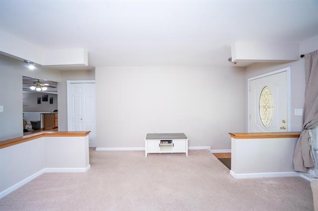 Builiding view forty five for 14490 Edshire, Sterling Heights, MI. 48312