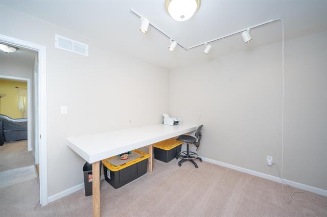 Builiding view forty two for 14490 Edshire, Sterling Heights, MI. 48312
