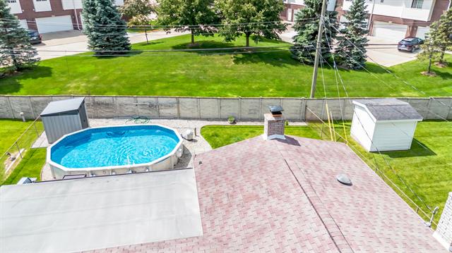 Builiding view thirty three for 14490 Edshire, Sterling Heights, MI. 48312
