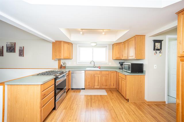 Builiding view twelve for 14490 Edshire, Sterling Heights, MI. 48312