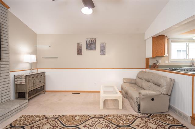 Builiding view twenty one for 14490 Edshire, Sterling Heights, MI. 48312