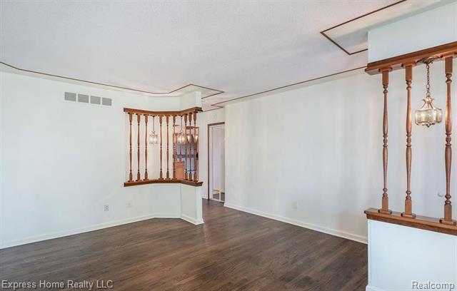 Builiding view three for 35526 Dunston, Sterling Heights, MI. 48310