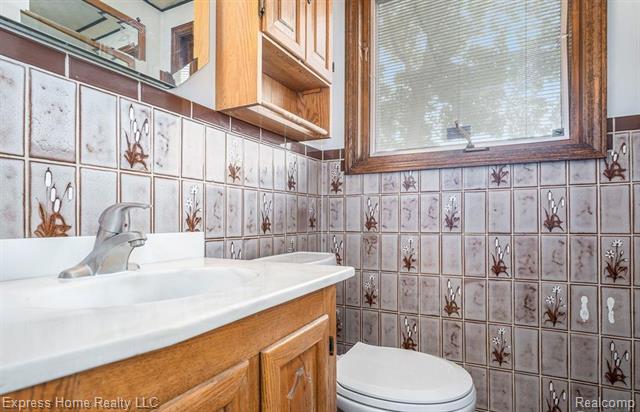 Builiding view twelve for 35526 Dunston, Sterling Heights, MI. 48310
