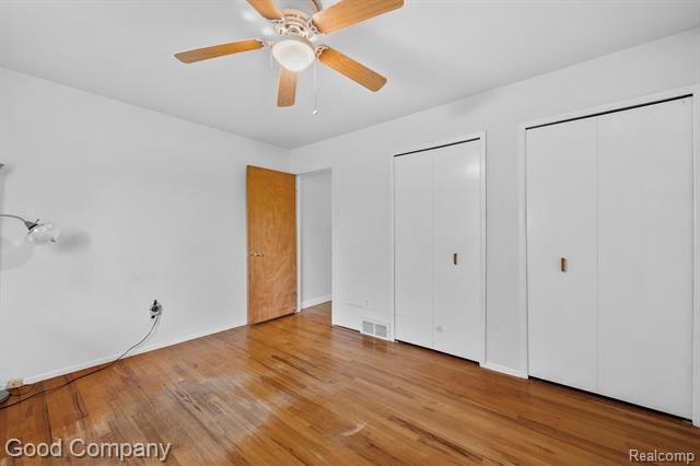 Builiding view eighteen for 4215 Nickolas, Sterling Heights, MI. 48310