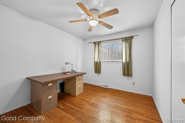 Builiding view fifteen for 4215 Nickolas, Sterling Heights, MI. 48310